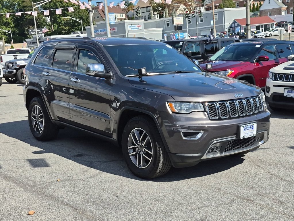 Used 2020 Gray Jeep Limited image 3
