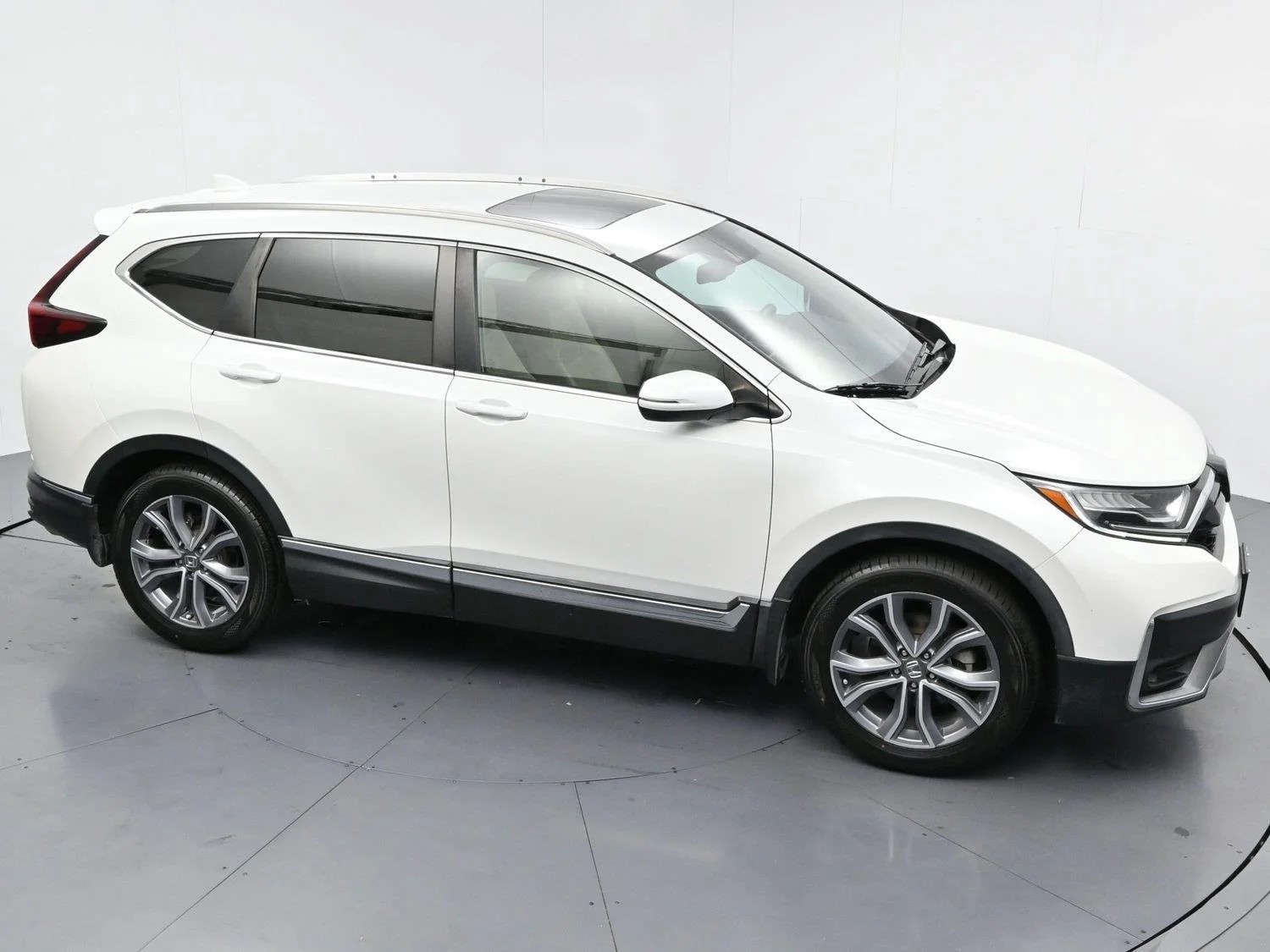 Used 2020 Platinum White Pearl Honda Touring image 38