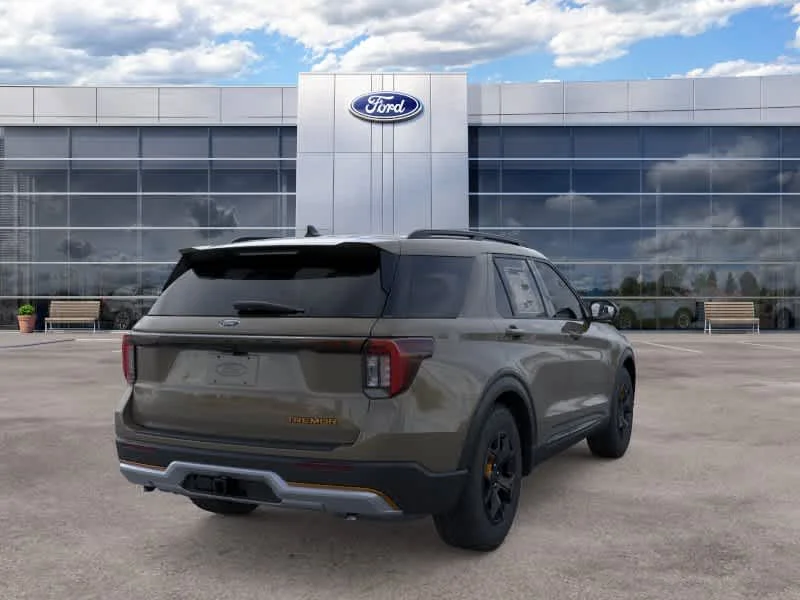 New 2026 GRAY Ford Tremor image 8