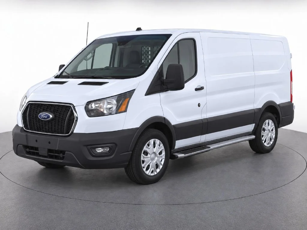 Used 2025 White Ford Base image 2