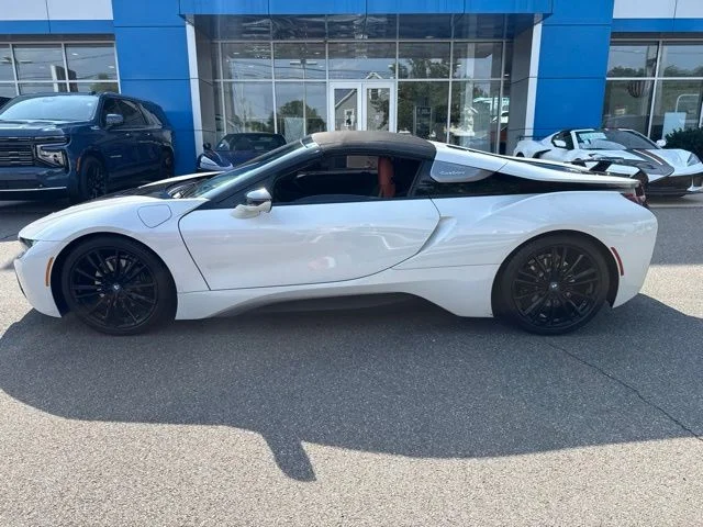 Used 2019 White BMW Base image 5