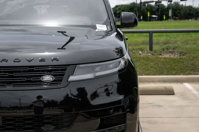 New 2026 Black Land Rover SE image 61