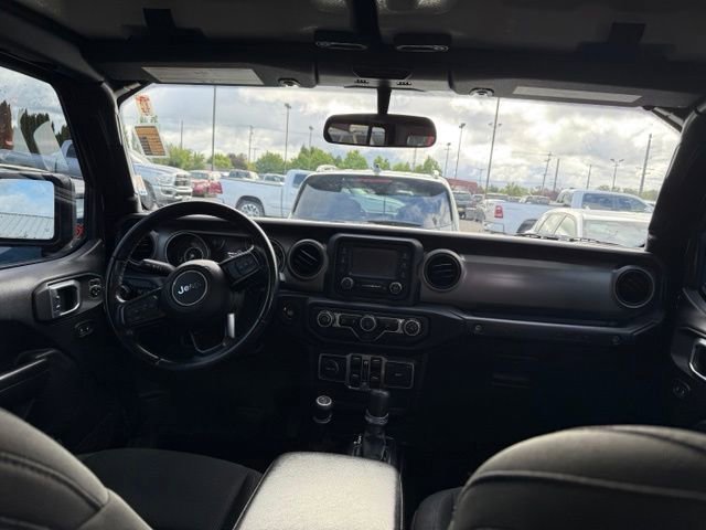 Used 2020 Black Clearcoat Jeep Sport S image 12