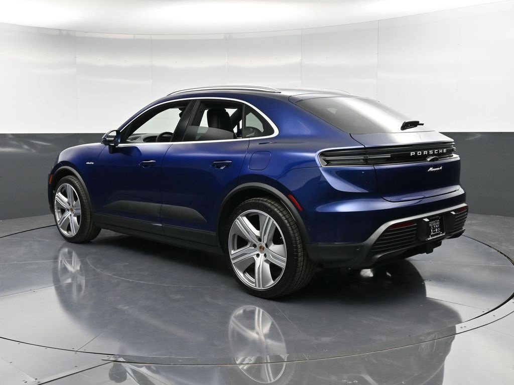 2024 Porsche Macan Electric 4 photo 2