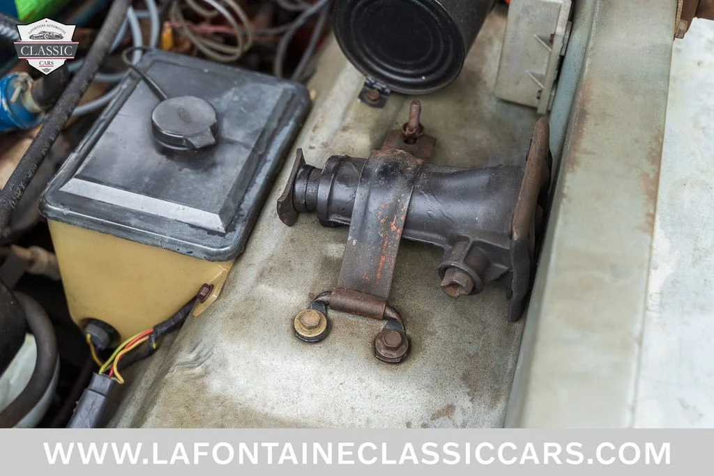 Used 1975 Red Ford  image 70