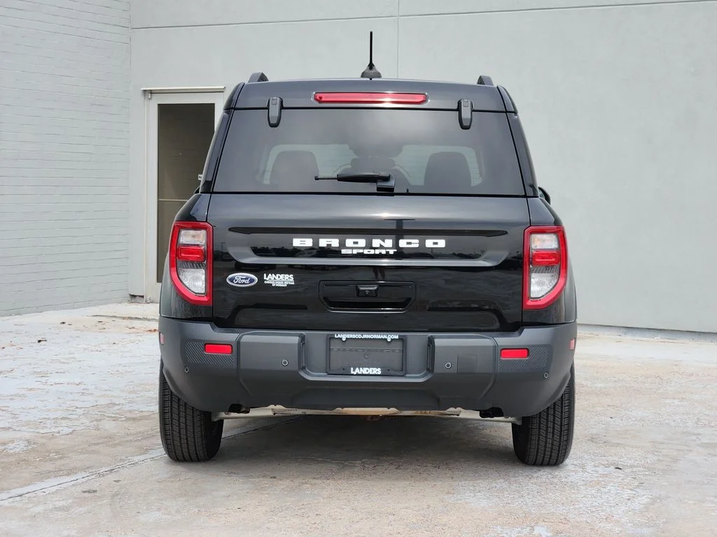 Used 2025 Shadow Black Ford Big Bend image 7