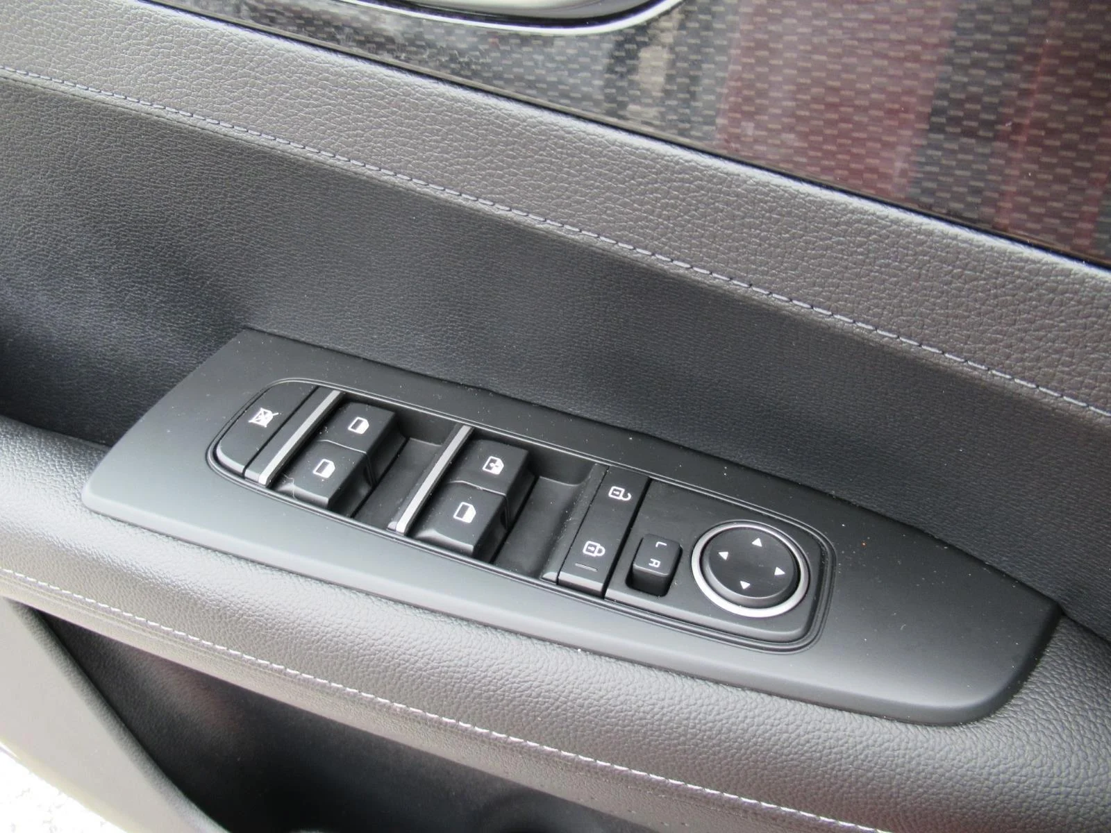 Used 2022 Orange Kia GT-Line image 20