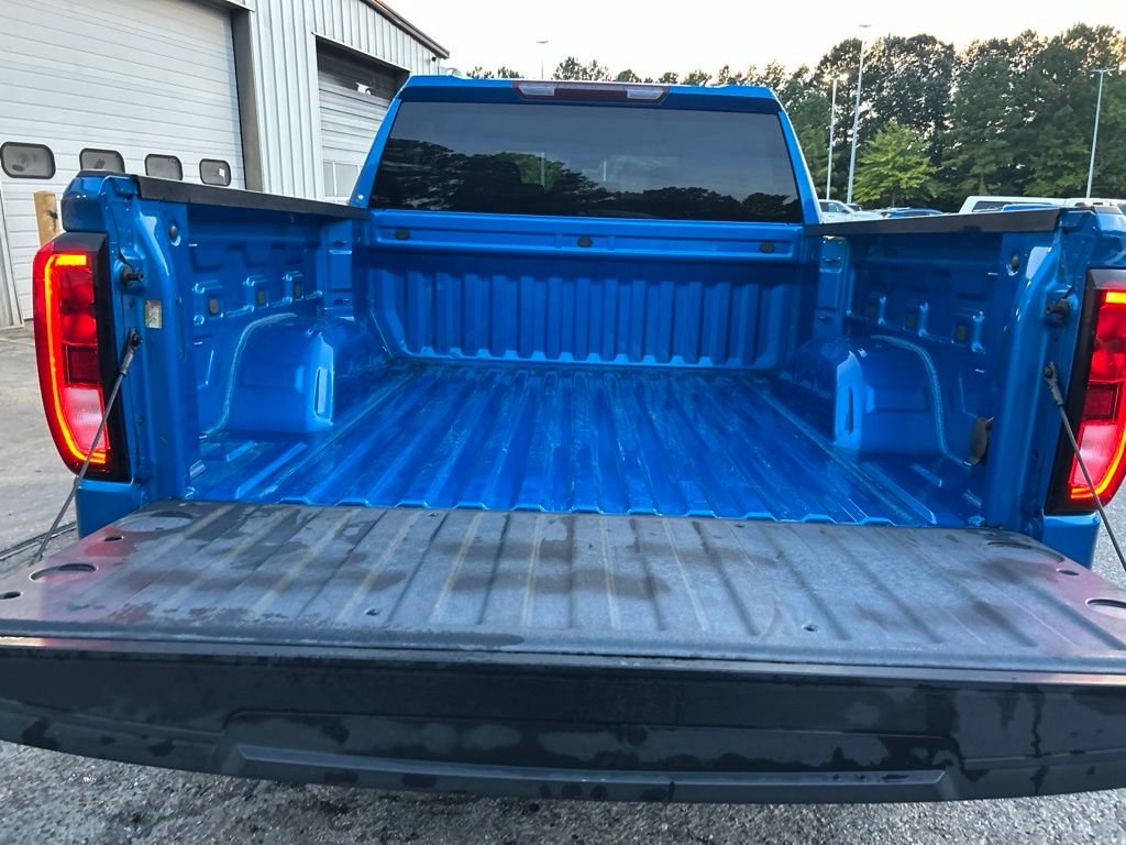 Used 2023 Blue GMC Elevation image 5