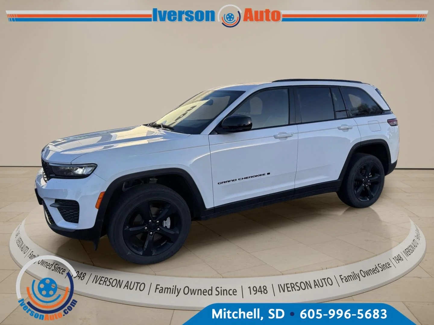 Used 2023 Bright White Clearcoat Jeep Altitude X image 2