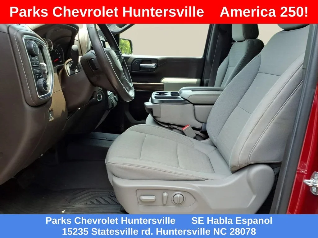 Used 2022 Red Chevrolet LT image 17