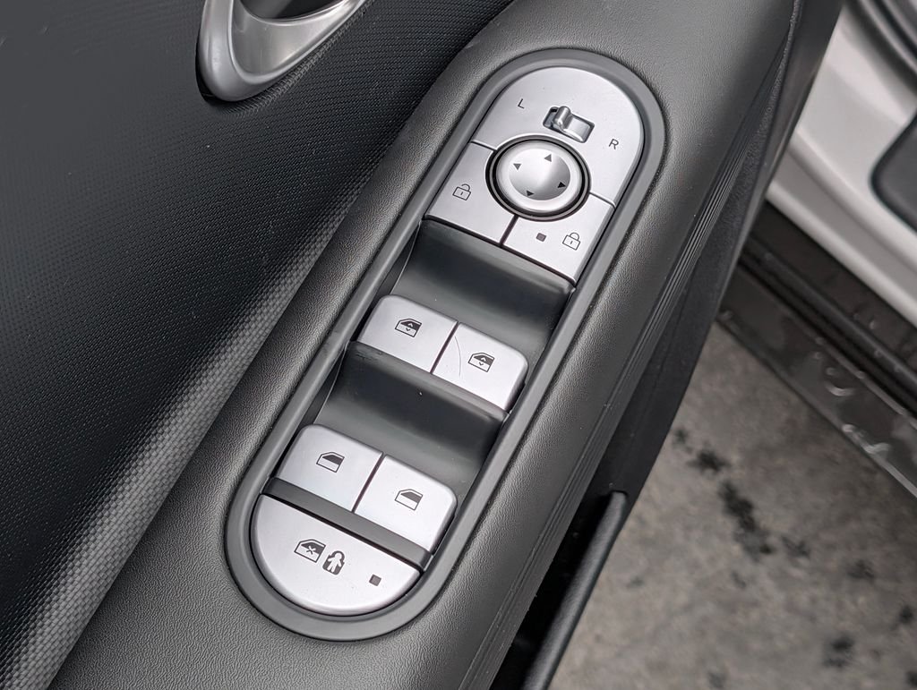 2024 Hyundai IONIQ 5 SEL - Photo 19