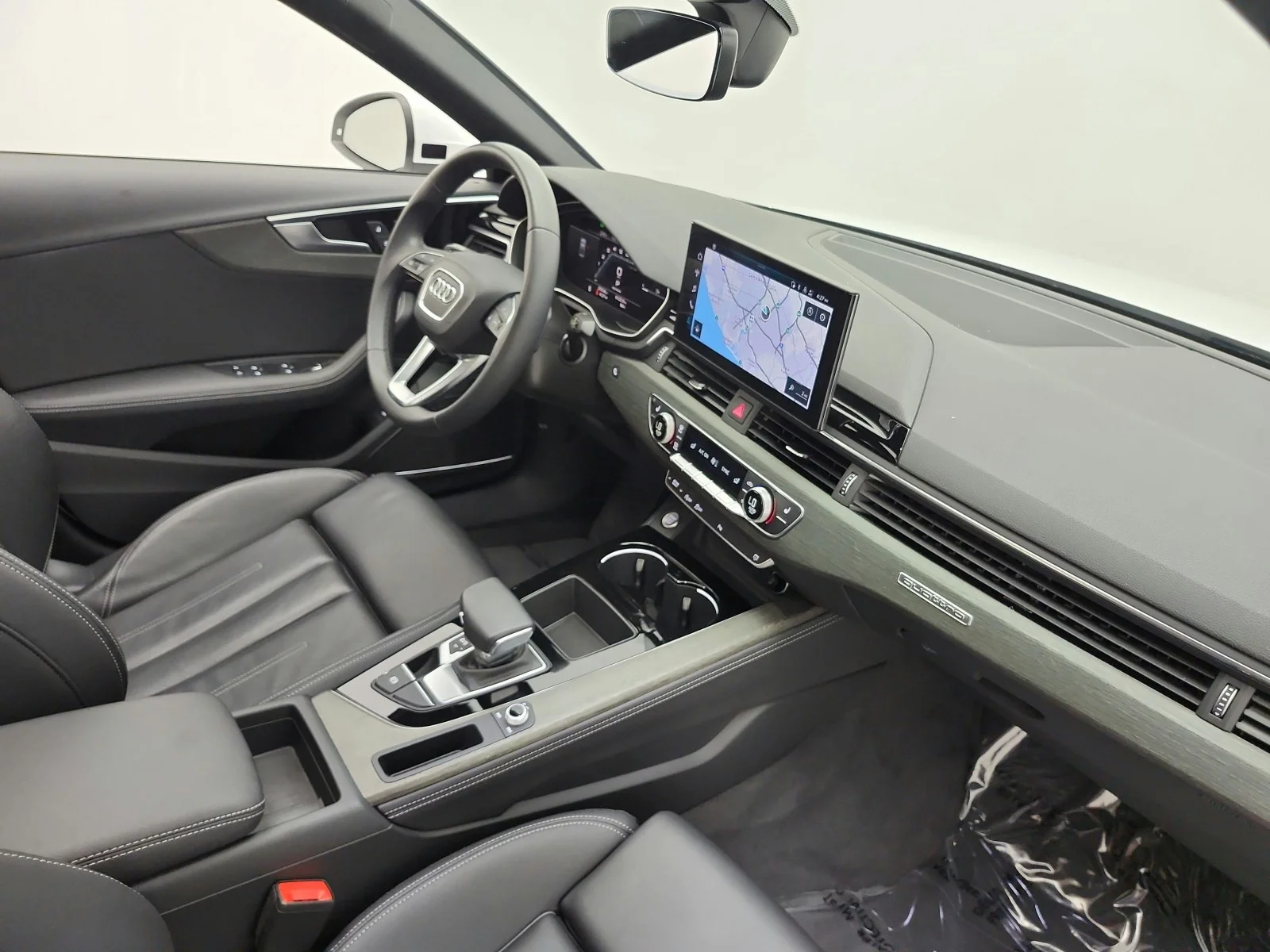 Used 2023 Ibis White Audi S line Premium Plus 45 TFSI quattro image 18