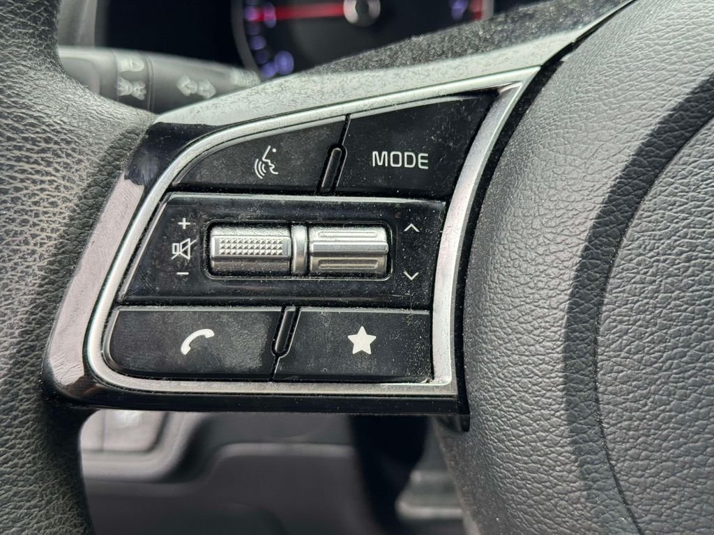 Used 2023 Gray Kia LXS image 18