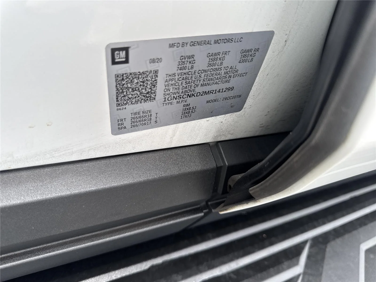Used 2021 SUMMIT WHITE Chevrolet LT image 41