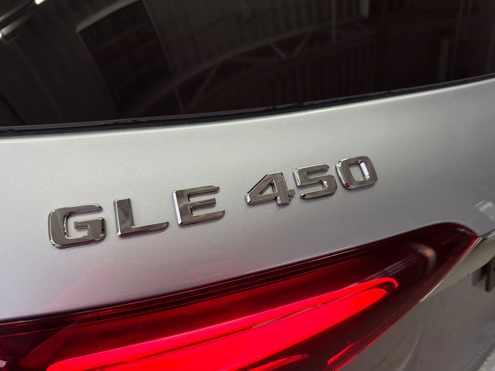 New 2026 Silver Mercedes-Benz GLE 450 4MATIC SUV image 27