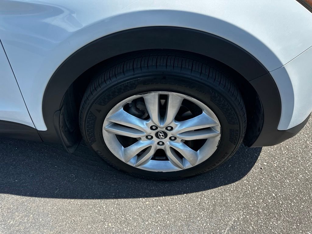 Used 2013 White Hyundai 2.0L Turbo image 13