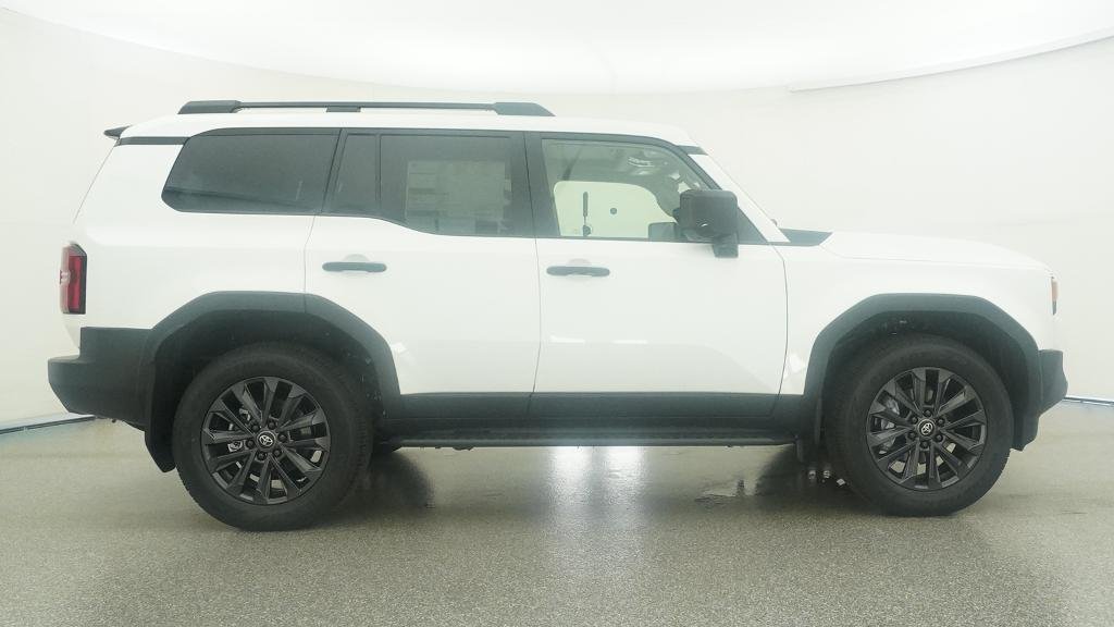 New 2027 Ice Cap Toyota Land Cruiser image 13
