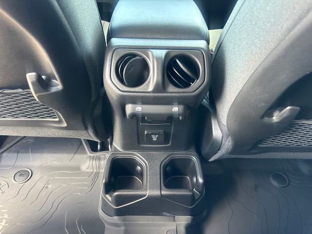 New 2026 Reign Jeep Rubicon image 10