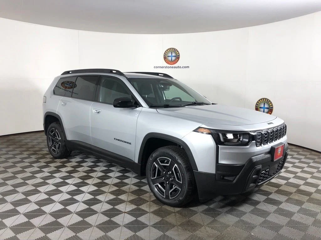 New 2026 Silver Zynith Clear-Coat Exterior Paint Jeep Laredo image 13