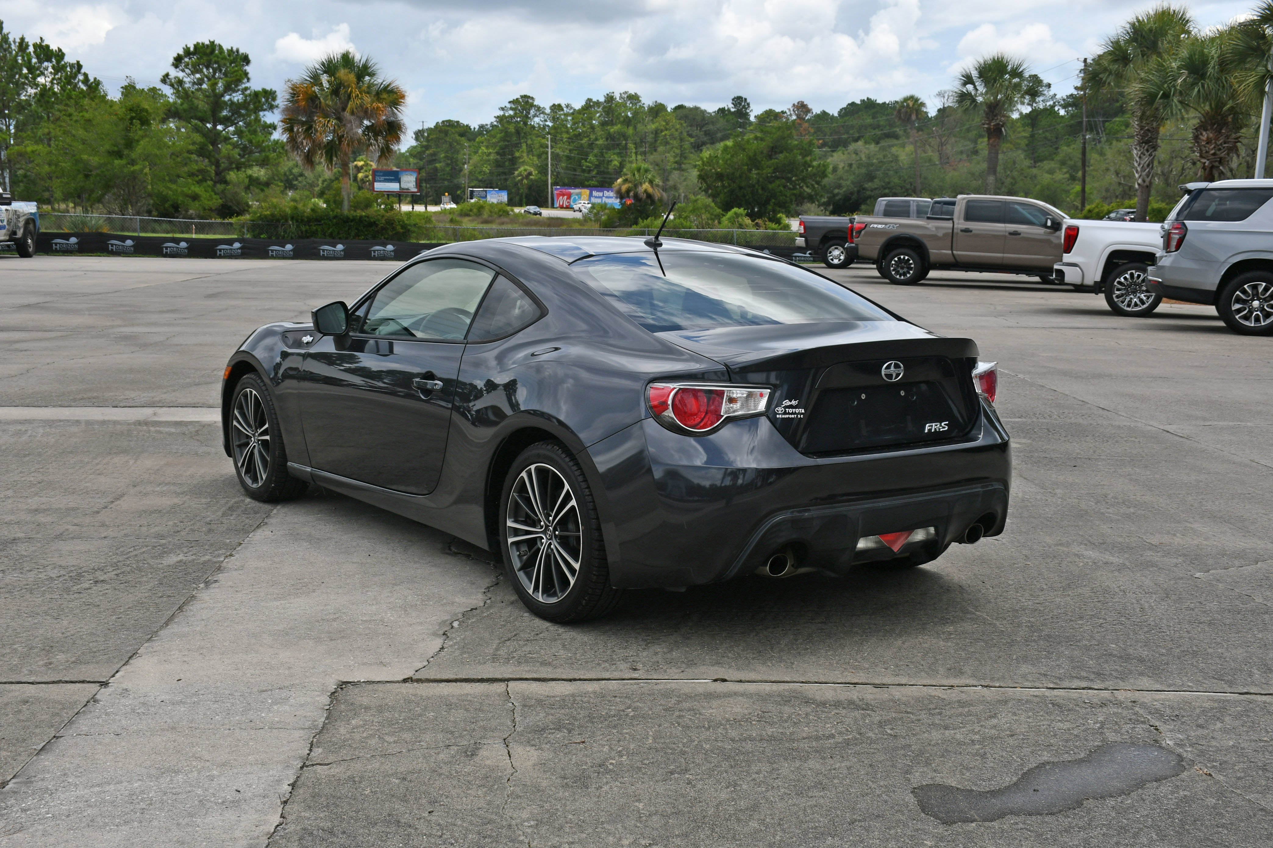 Used 2013 Gray Scion Base image 4