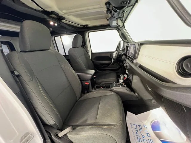 Used 2024 White Jeep Sport image 37