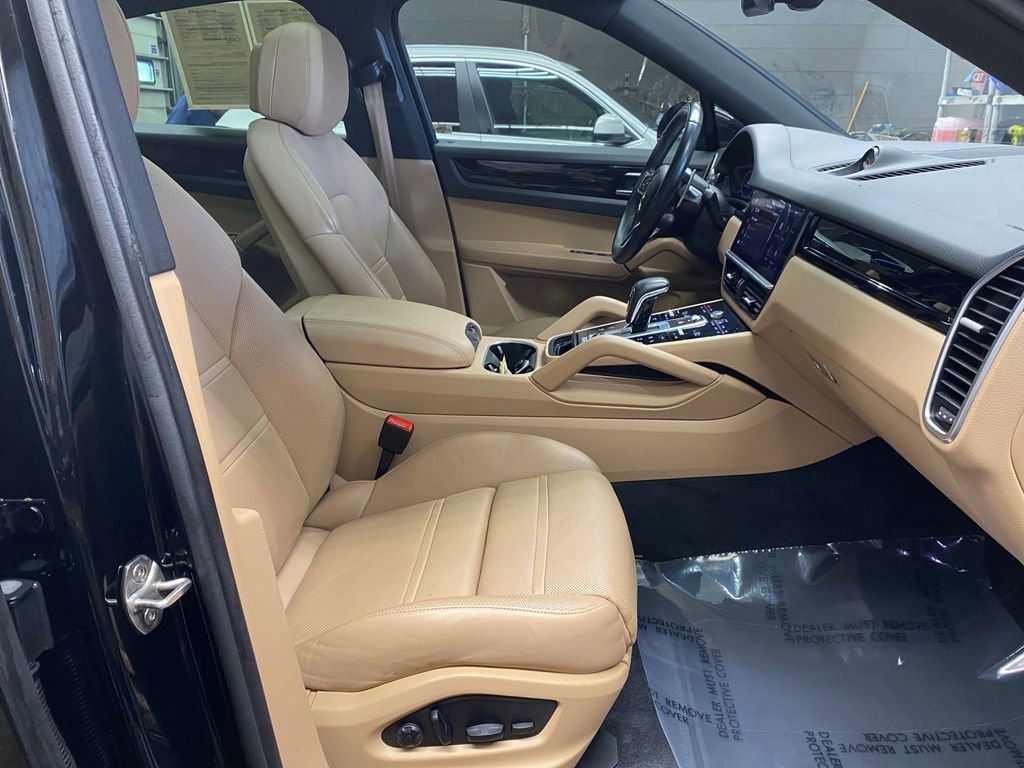 2022 Porsche Cayenne Coup Platinum Edition - Photo 30
