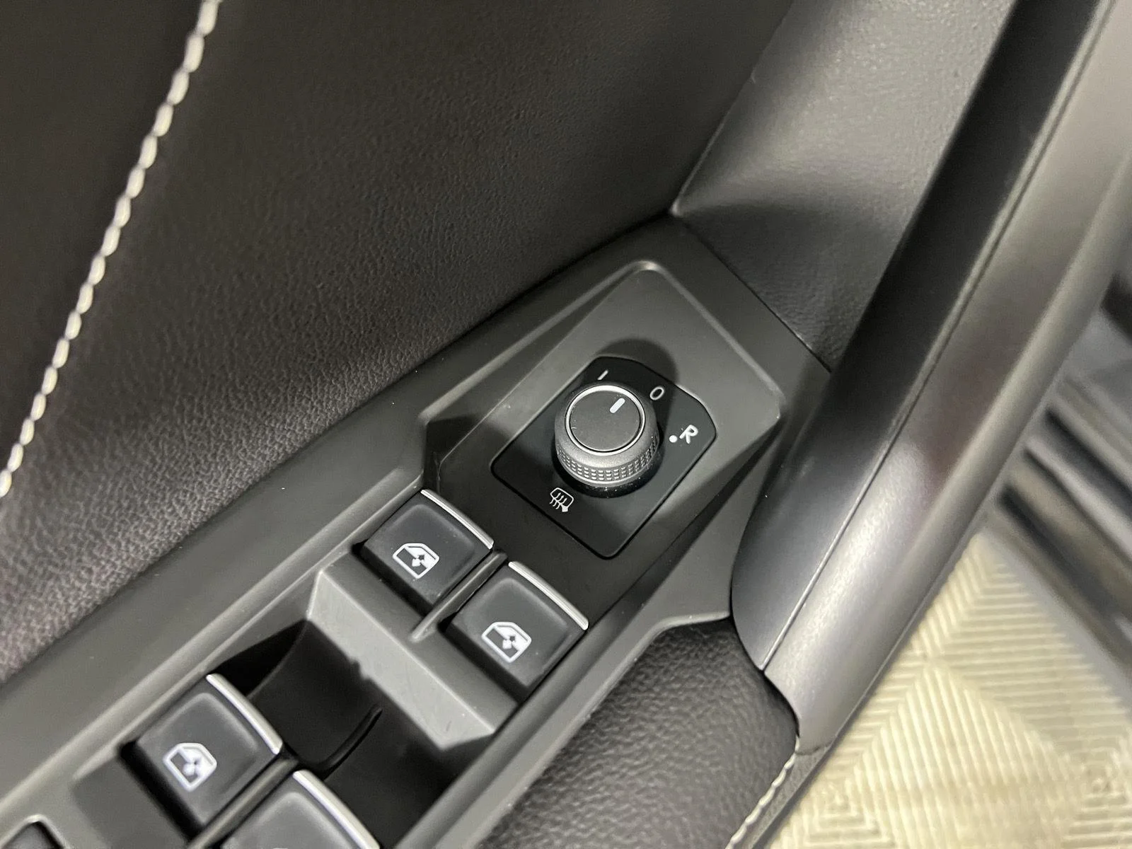 Used 2024 Deep Black Pearl Volkswagen SE R-Line Black image 19