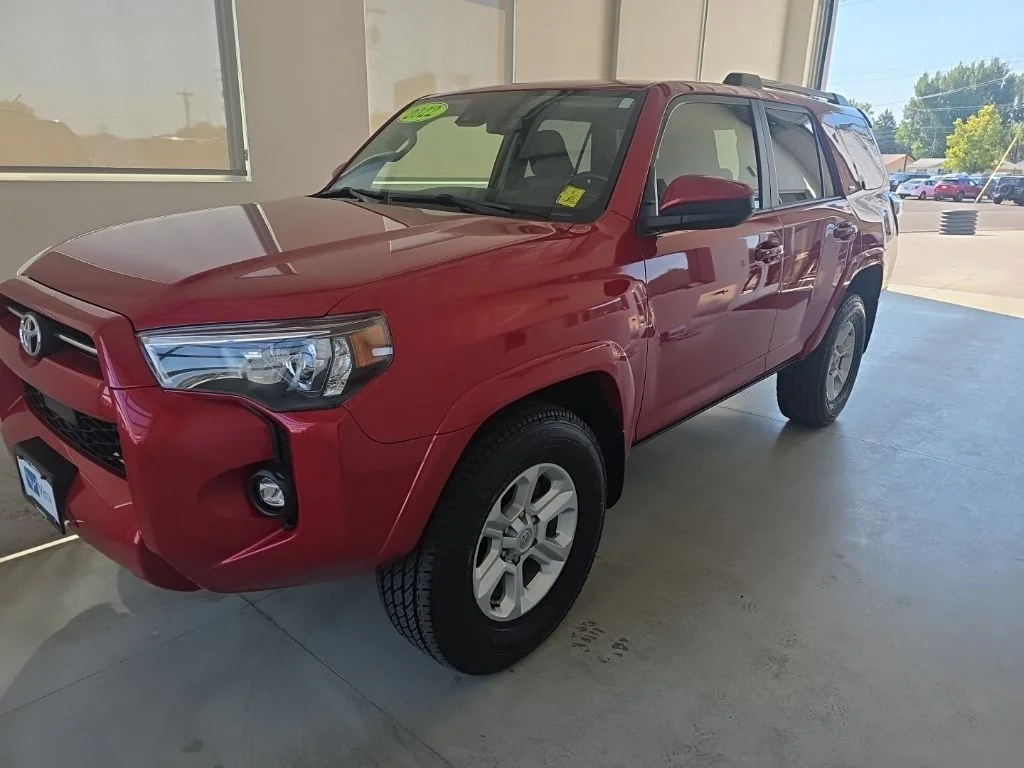 Used 2022 Barcelona Red Metallic Toyota SR5 image 3