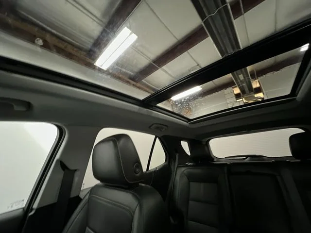 Used 2024 Blue Chevrolet Premier image 20