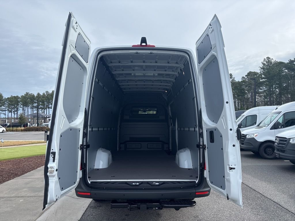 New 2026 White Mercedes-Benz Cargo 170 WB image 14