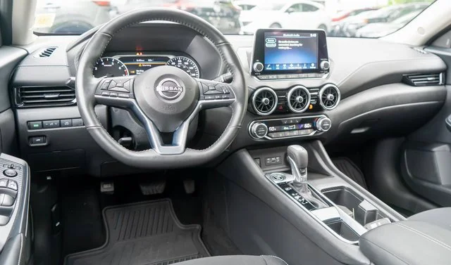 Used 2025 Gray Nissan SV image 14