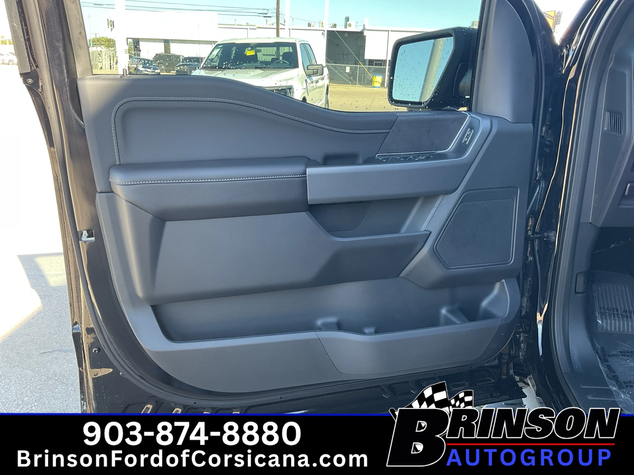 New 2026 Agate Black Metallic Ford XLT image 10