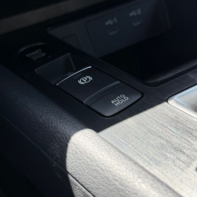 New 2026 Canyon Bronze Metallic Nissan SV image 26
