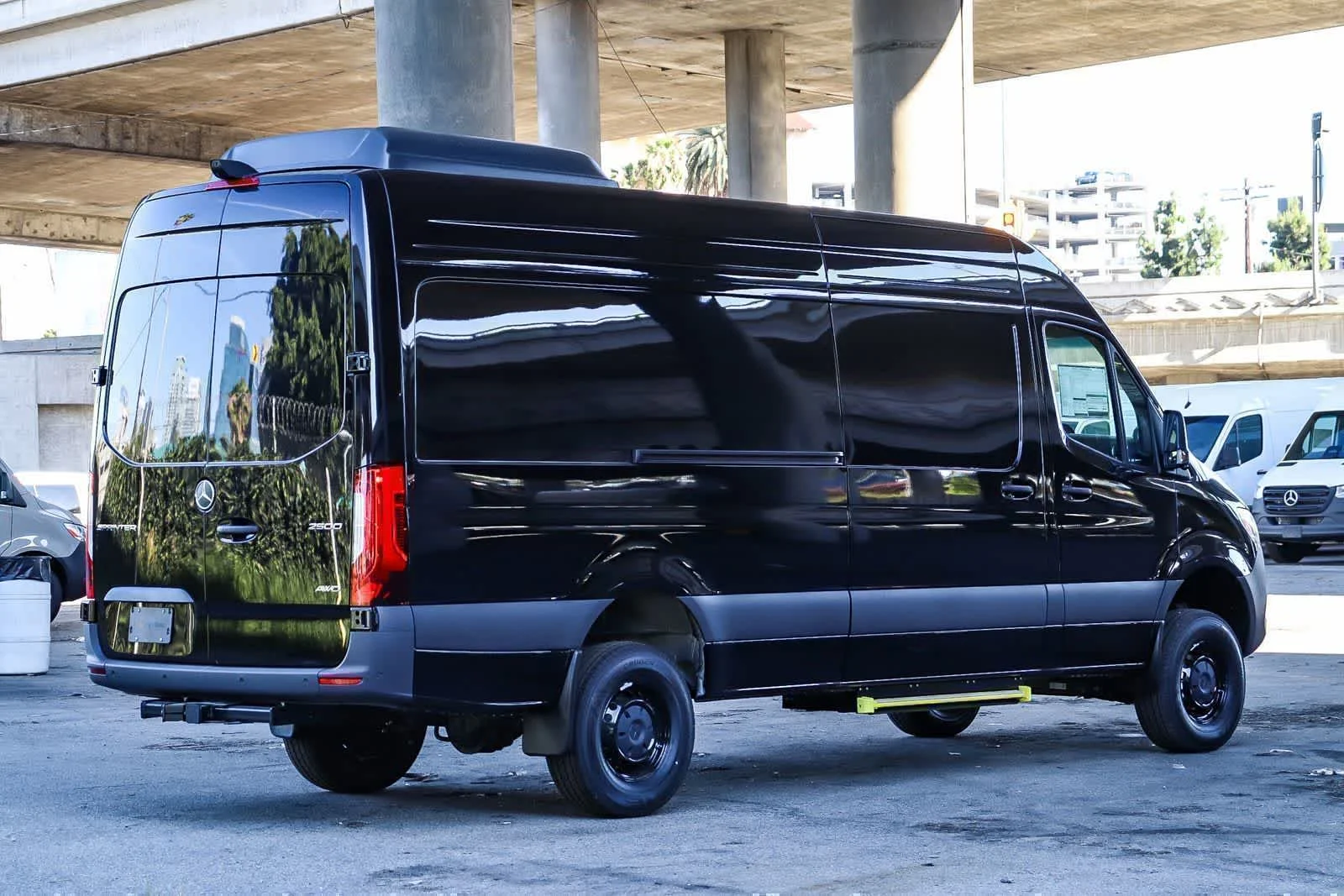 New 2026 Obsidian Black Metallic Mercedes-Benz Cargo 170WB High Roof AWD 2.0L I4 Diesel Turbo HO image 4