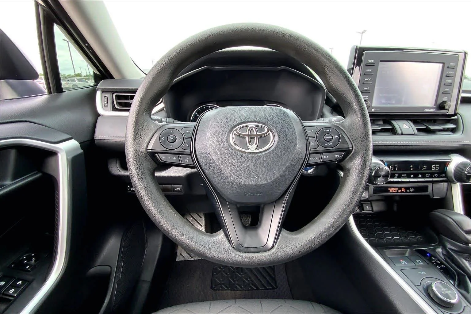 Used 2021 Magnetic Gray Metallic Toyota Hybrid XLE image 6