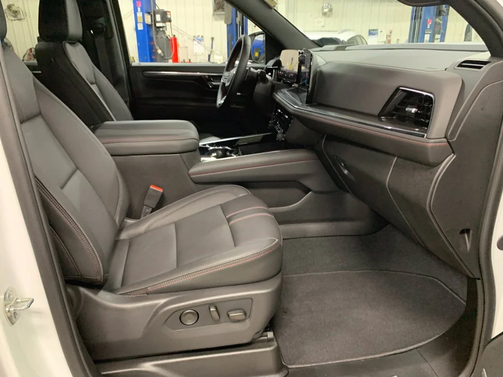 Used 2026 Summit White Chevrolet RST image 14