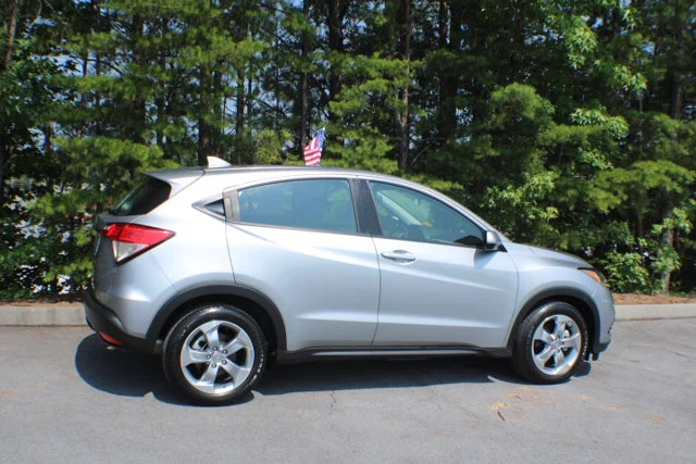 Used 2021 Honda HR-V LX with VIN 3CZRU5H31MM717382 for sale in Rome, GA