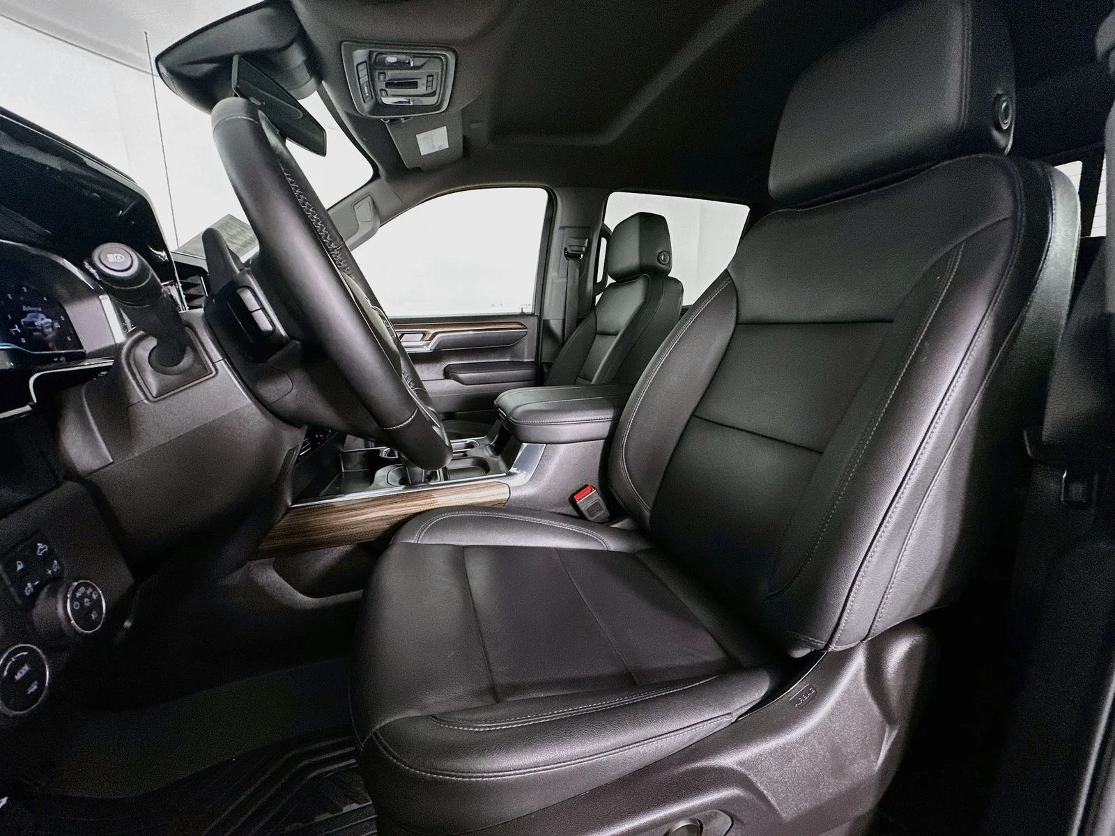 Used 2025 Black Chevrolet LT Trail Boss image 22