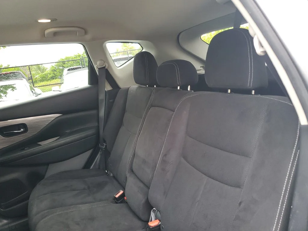 Used 2017 Silver Nissan SV image 14