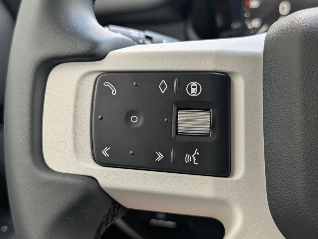 Used 2025 Black Land Rover S image 29