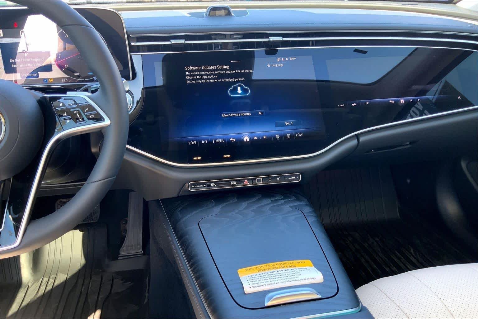 New 2026 Polar White Mercedes-Benz E 350 image 6