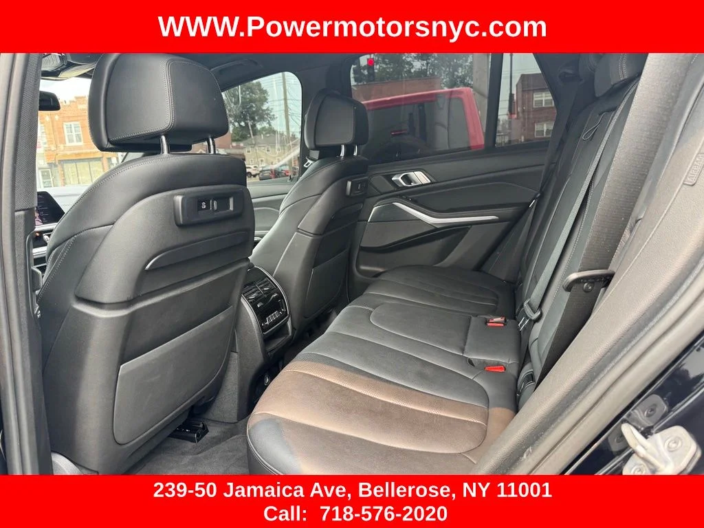 Used 2020 Black BMW M50i image 26