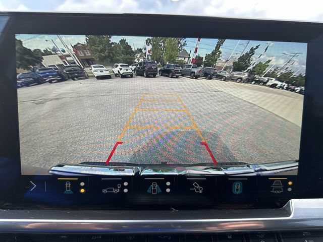 Used 2023 Volcanic Red Tintcoat GMC Elevation image 27