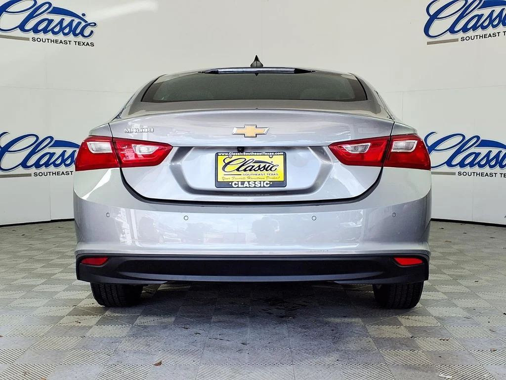 Used 2025 Gray Chevrolet LS image 4