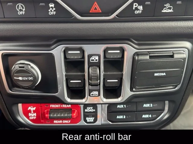 Used 2025 Gray Jeep Rubicon image 36