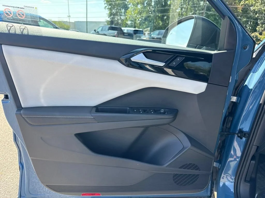 Used 2025 Blue Volkswagen S image 23