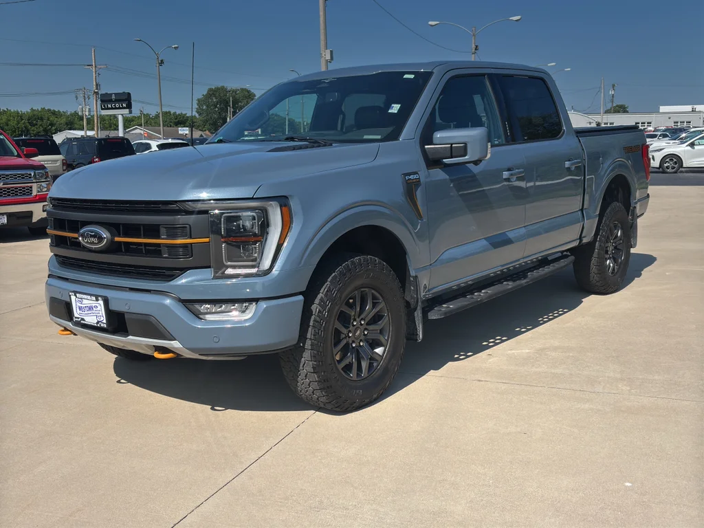 Used 2023 Azure Gray Metallic Ford Tremor image 26