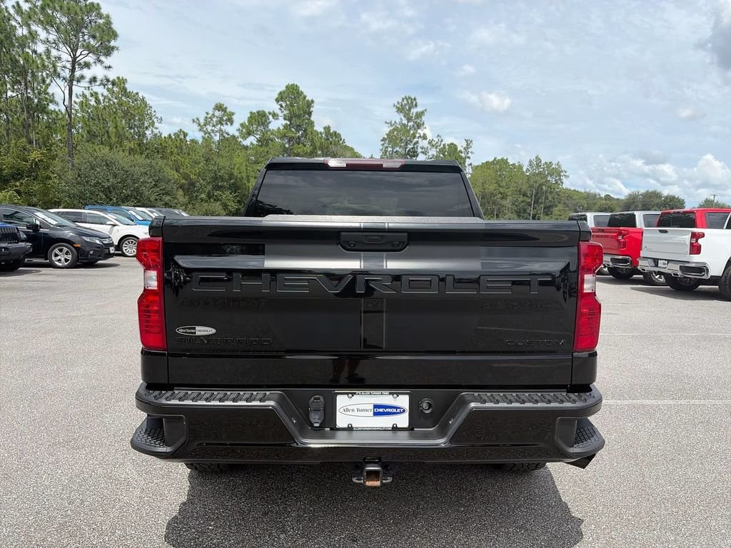 Used 2023 Black Chevrolet Custom image 5