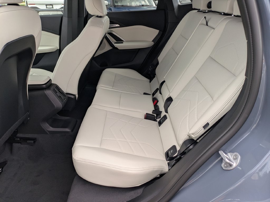 New 2027 Storm Bay Metallic BMW xDrive28i image 22