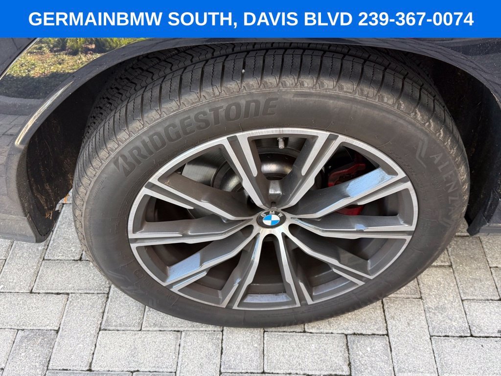 Certified Used 2026 Carbon Black Metallic BMW M60i image 12